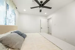 2102 Teague Rd, Houston, TX 77080 - Photo 32
