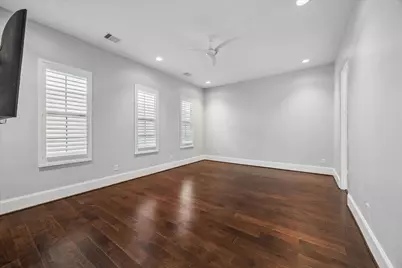 11104 Savannah Woods Lane, Houston, TX 77043 - Photo 18