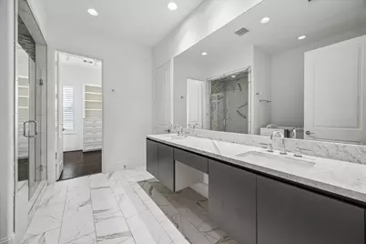 11104 Savannah Woods Lane, Houston, TX 77043 - Photo 20