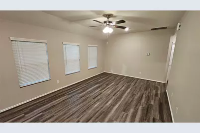 8131 Blooming Meadow Lane, Houston, TX 77016 - Photo 2