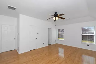 1727 Mickle Creek Dr, Houston, TX 77049 - Photo 18