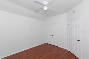 1727 Mickle Creek Dr, Houston, TX 77049 - Photo 8