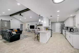 10903 Hillcroft St, Houston, TX 77096 - Photo 14