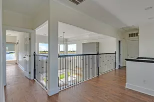10509 Schaper Rd, Galveston, TX 77554 - Photo 24