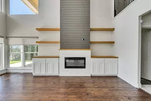 10509 Schaper Rd, Galveston, TX 77554 - Photo 8