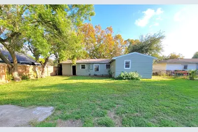 252 Muriel Street, La Marque, TX 77568 - Photo 2