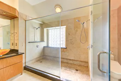 465 Corridor Way, Stafford, TX 77477 - Photo 18