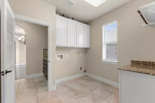 95 W Hullwood Cir, The Woodlands, TX 77389 - Photo 20