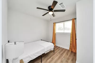 5115 Clay Street, Houston, TX 77023 - Photo 32