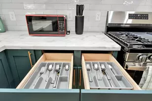 5115 Clay St, Houston, TX 77023 - Photo 16