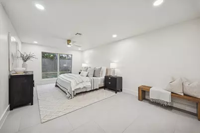 3210 Freshmeadows Drive, Houston, TX 77063 - Photo 18