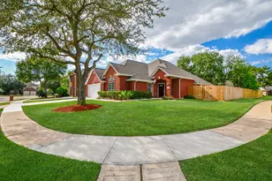 802 Childers Ct, Stafford, TX 77477 - Photo 2