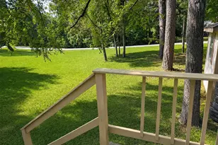120 Acorn, Livingston, TX 77351 - Photo 2