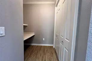 7575 Kirby Dr, Houston, TX 77030 - Photo 12