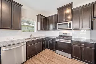 7114 Elgin St, Pearland, TX 77584 - Photo 4