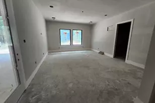 25123 Balmorhea Wy, Montgomery, TX 77316 - Photo 18