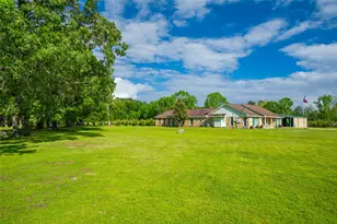 2360 Cr2071, Hull, TX 77564 - Photo 4
