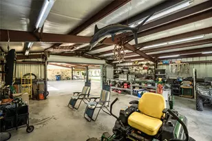 2360 Cr2071, Hull, TX 77564 - Photo 26