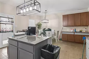 321 Turquoise Trade Dr Dr N, La Marque, TX 77568 - Photo 12