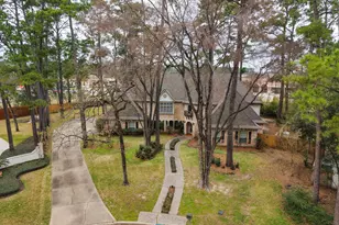 15235 Rainhollow Dr, Houston, TX 77070 - Photo 2