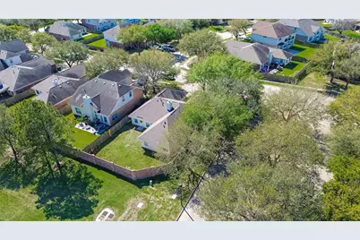 10703 White Bridge Lane, Sugar Land, TX 77498 - Photo 44