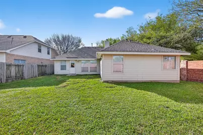 10703 White Bridge Lane, Sugar Land, TX 77498 - Photo 38