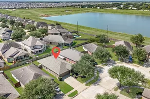 10910 Overland Trail Dr, Richmond, TX 77406 - Photo 2