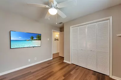 1302 Tiki Drive, Tiki Island, TX 77554 - Photo 20