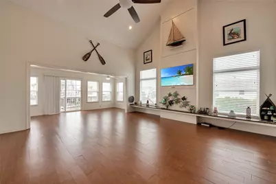 1302 Tiki Drive, Tiki Island, TX 77554 - Photo 10