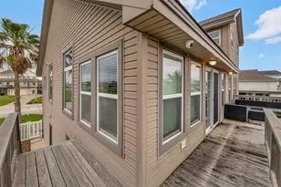 1302 Tiki Dr, Tiki Island, TX 77554 - Photo 46