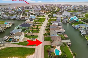 1302 Tiki Dr, Tiki Island, TX 77554 - Photo 34