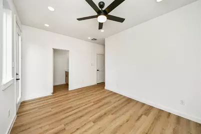 5201 Fairchild Street #B, Houston, TX 77028 - Photo 28
