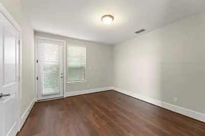5469 Larkin Street Street, Houston, TX 77007 - Photo 12