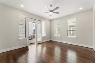 5469 Larkin Street St, Houston, TX 77007 - Photo 8