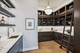 1711 Allen Pkwy, Houston, TX 77019 - Photo 10