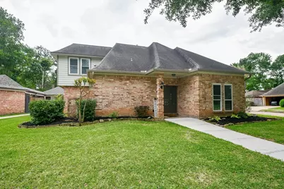 2107 Richmond Drive, Richmond, TX 77406 - Photo 2