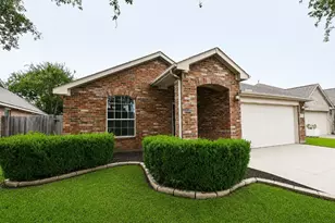 18006 Willow Cliff Ln, Cypress, TX 77433 - Photo 2