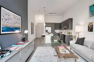 160 Birdsall St, Houston, TX 77007 - Photo 1