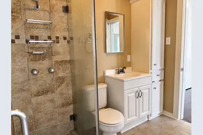 4109 De George Street, Houston, TX 77009 - Photo 12
