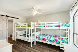 28 Dana Dr, Galveston, TX 77554 - Photo 14