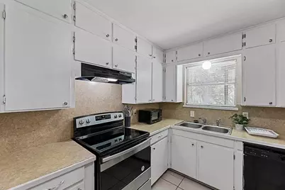 5720 Wharton Drive, Fort Worth, TX 76133 - Photo 12