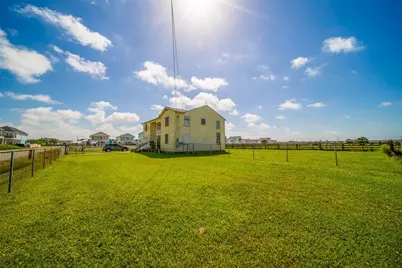 10411 Wern Road, Galveston, TX 77554 - Photo 8