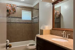 8831 Hendon Ln, Houston, TX 77036 - Photo 10