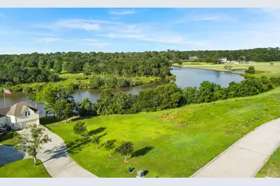 4440 E Bayou Maison Circle, Dickinson, TX 77539 - Photo 10