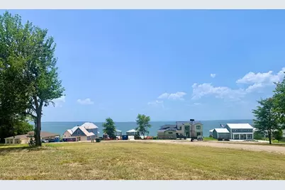 129 Legacy Boulevard, Point Blank, TX 77364 - Photo 6