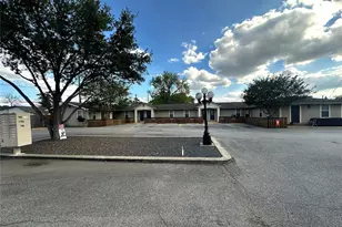 507 Houston St, Rosenberg, TX 77471 - Photo 2