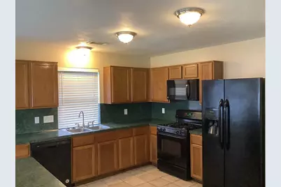 1423 Hunter Green Lane, Fresno, TX 77545 - Photo 2