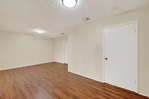 15811 Pfeiffer Dr, Houston, TX 77082 - Photo 32