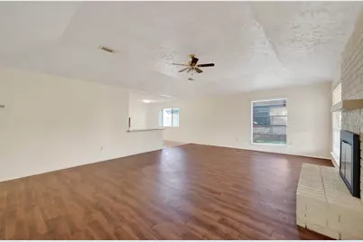 15811 Pfeiffer Drive, Houston, TX 77082 - Photo 12