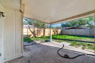 15811 Pfeiffer Dr, Houston, TX 77082 - Photo 36